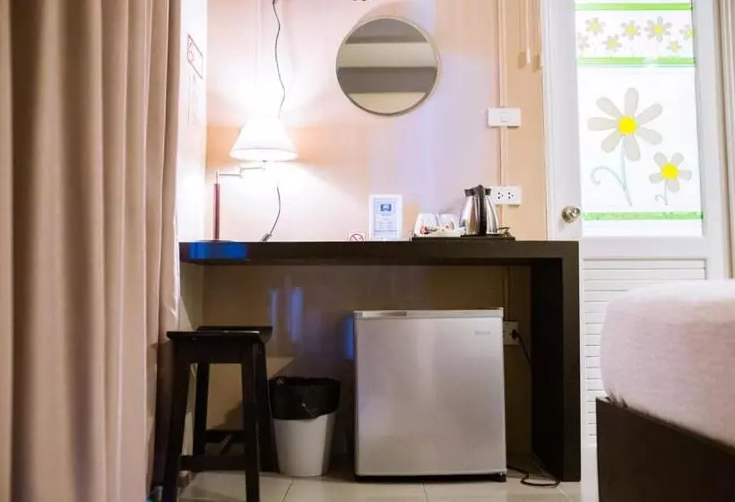 ホテル The Beach Cha Am Residence