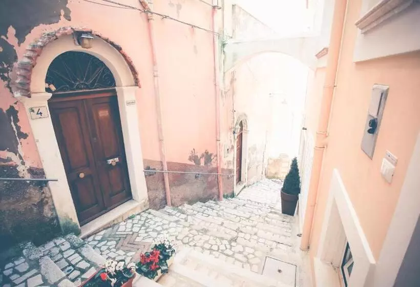 Il Viaggiatore Gaeta Medievale B&b