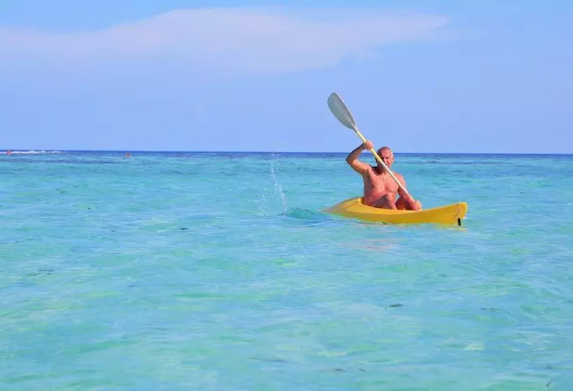 پانسیون Mala Maldives Dhangethi