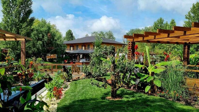 Session Hotel Ráckeve