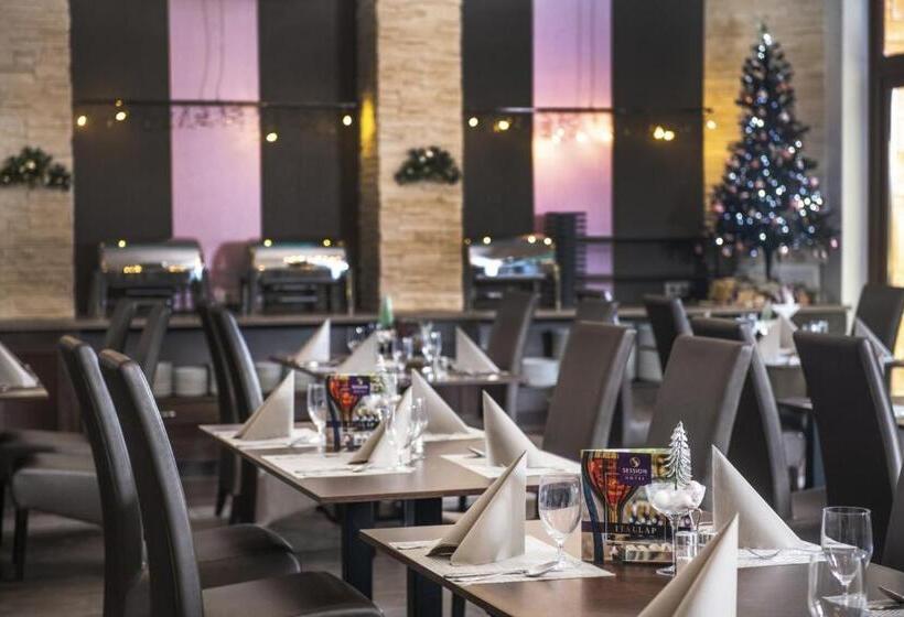 Session Hotel Ráckeve