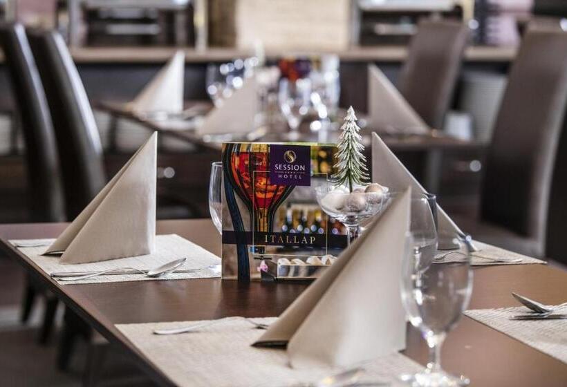 Session Hotel Ráckeve