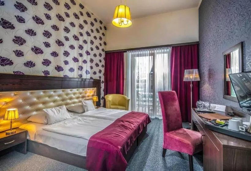 Session Hotel Ráckeve