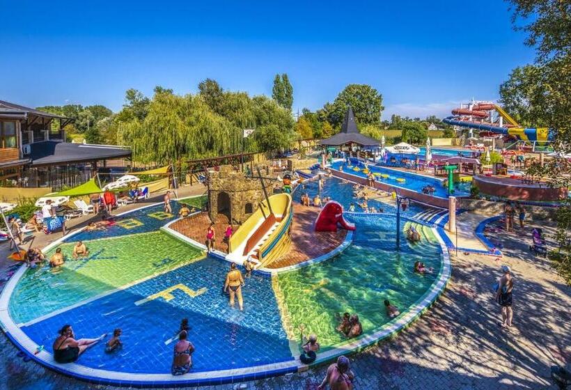 Session Hotel Ráckeve