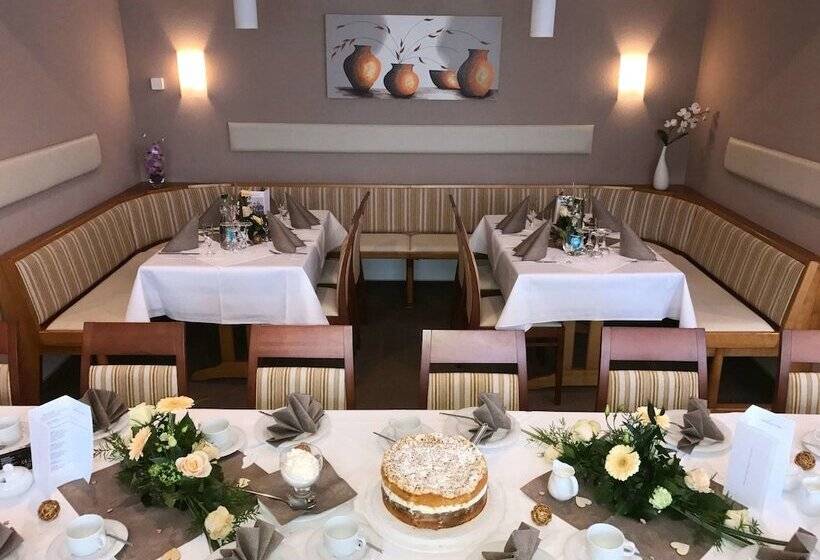 Gut Hotel Pommernhotel Barth