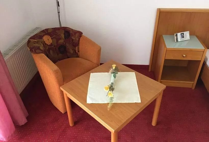 Gut Hotel Pommernhotel Barth