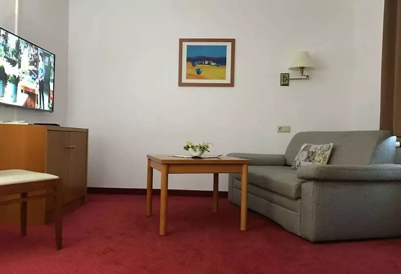 Gut Hotel Pommernhotel Barth