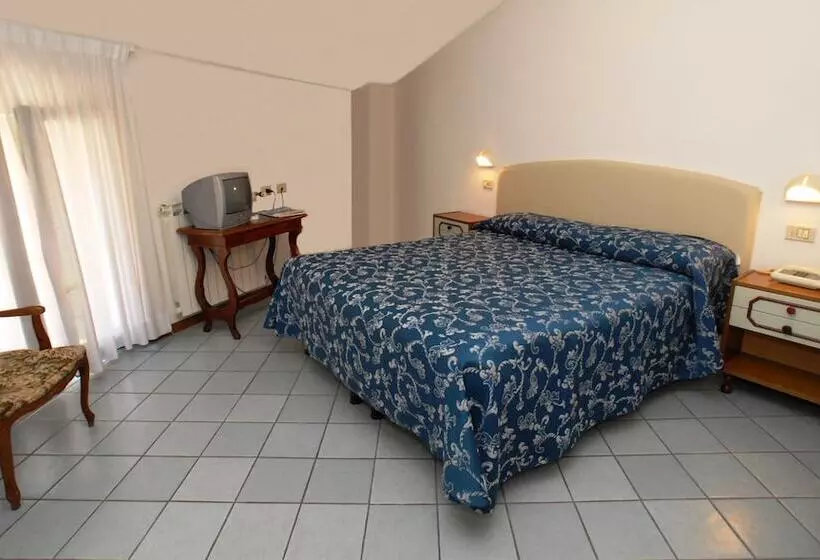 호텔 Albergo Umbria