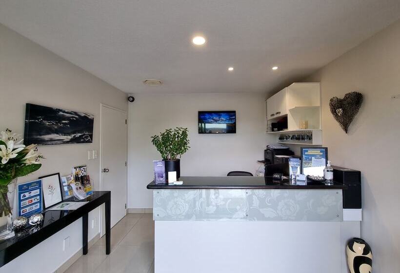 فندق Asure Highpark Motor Inn