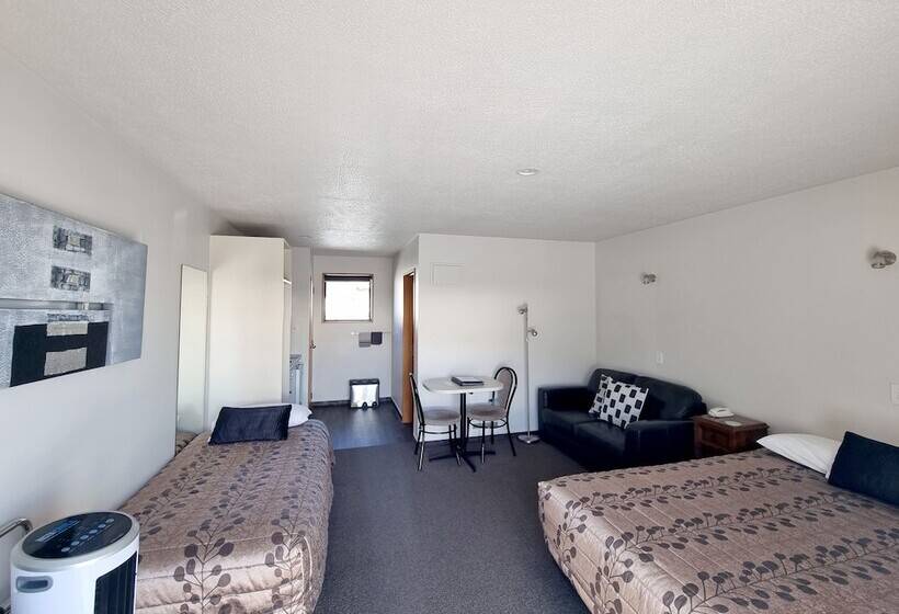 فندق Asure Highpark Motor Inn