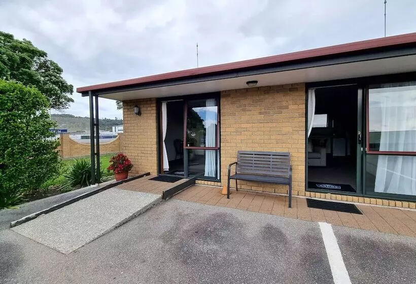 فندق Asure Highpark Motor Inn