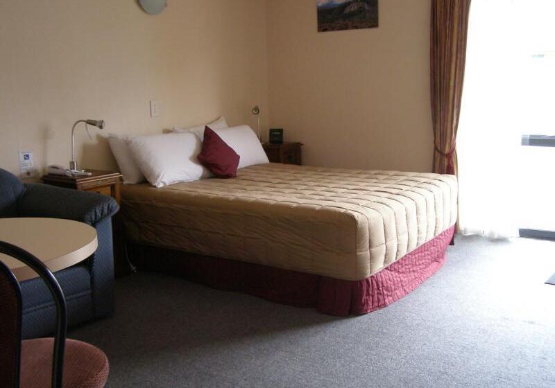 فندق Asure Highpark Motor Inn