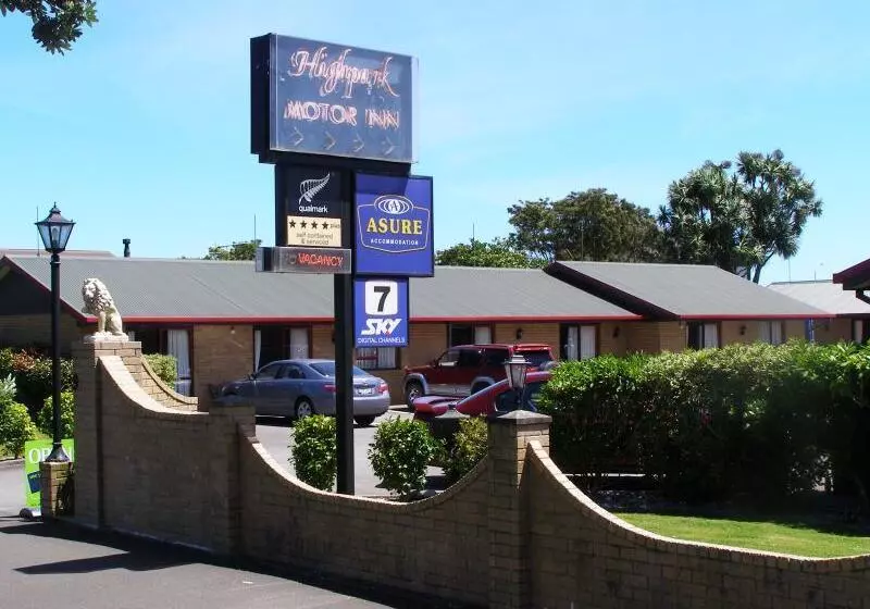 فندق Asure Highpark Motor Inn