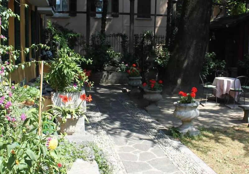 בית מלון כפרי Centrale Bellagio