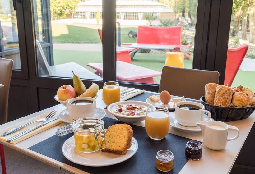 ホテル Château De La Barbinière