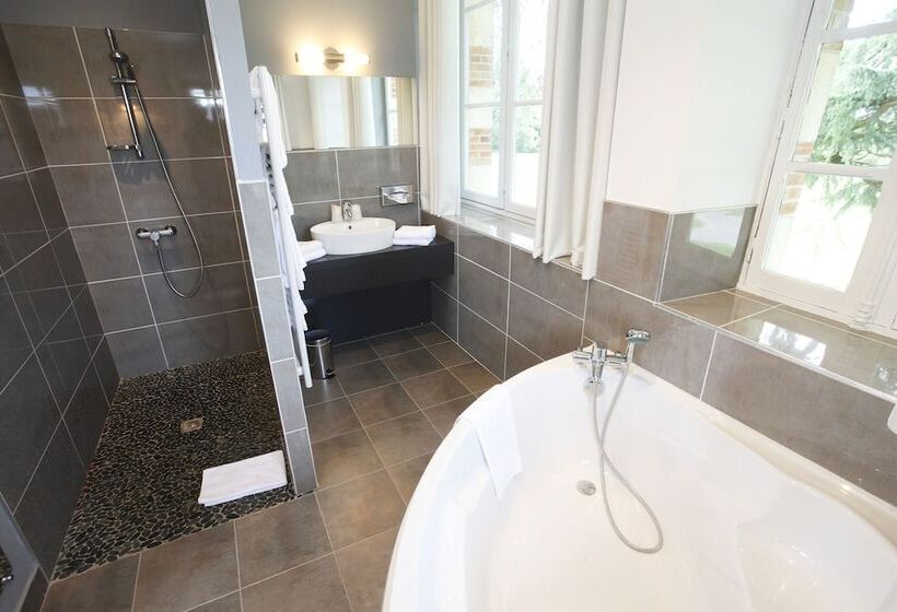 ホテル Château De La Barbinière