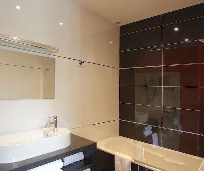 ホテル Château De La Barbinière