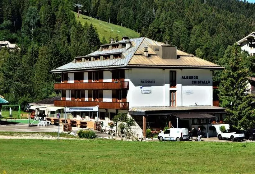 هتل Cristallo