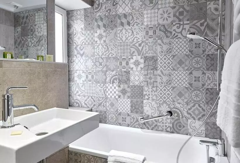 هتل De Guise Nancy Vieille Ville