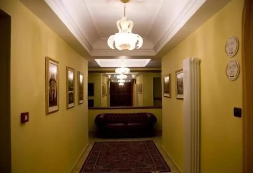 酒店 Duca Di Calabria