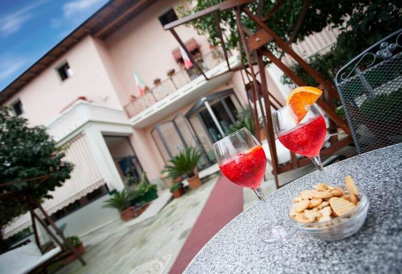 Hotel Fattoria Stocchi