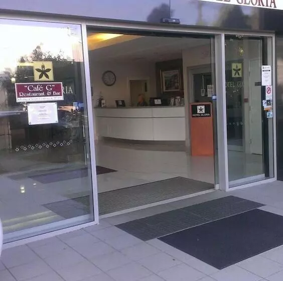 Отель Gloria