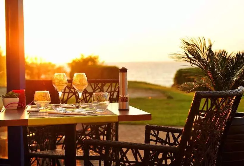 فندق Hôtel Miléade La Frégate   Bidart