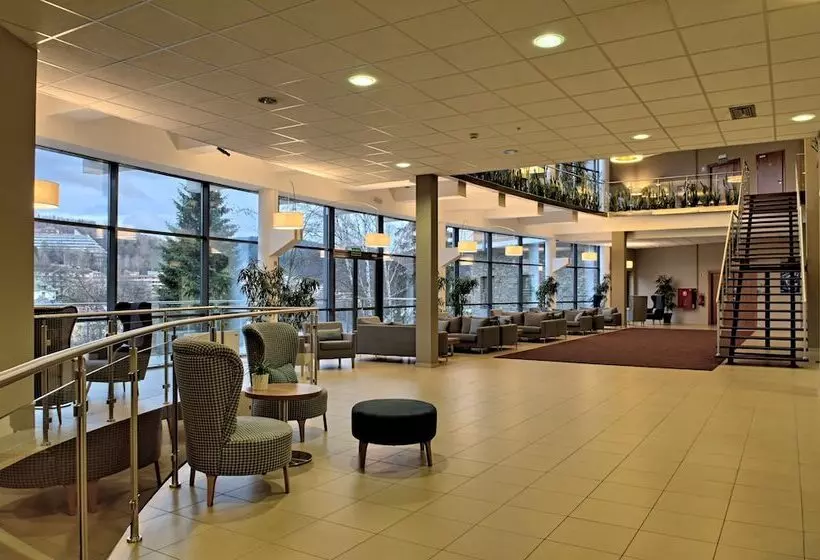 هتل Krynica Conference & Spa