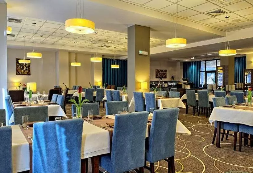 هتل Krynica Conference & Spa
