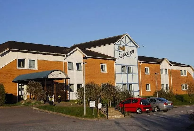 호텔 L Angoringen