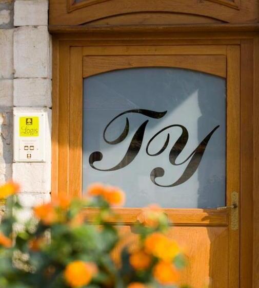 فندق Logis Hôtel Tante Yvonne & Son Restaurant Semi Gastronomique   Lyon Nord