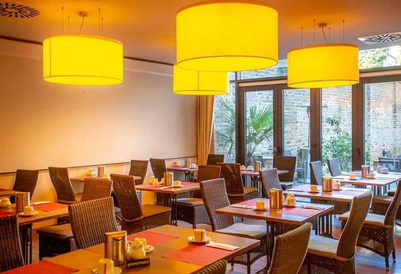 Pantheon Palace By Wp Hotels