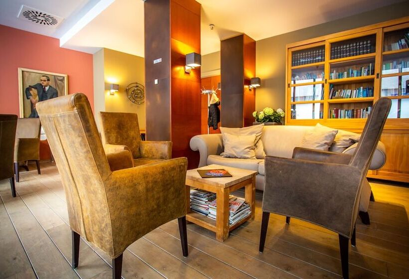 Pantheon Palace By Wp Hotels