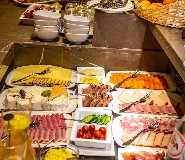 Pantheon Palace By Wp Hotels