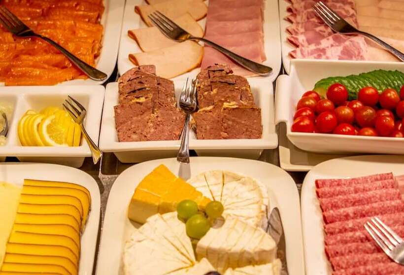 Pantheon Palace By Wp Hotels