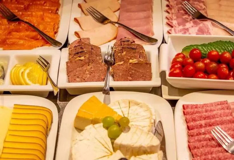 Pantheon Palace By Wp Hotels