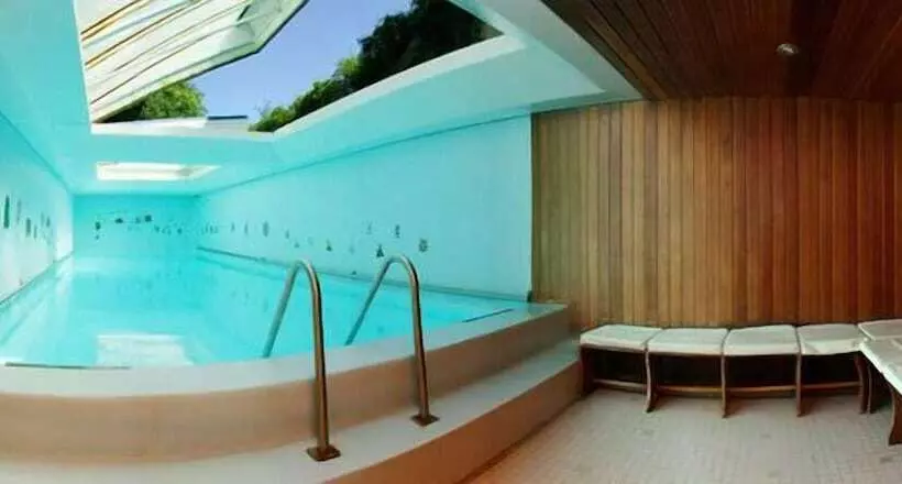 فندق Hôtel Restaurant Pavillon Carina