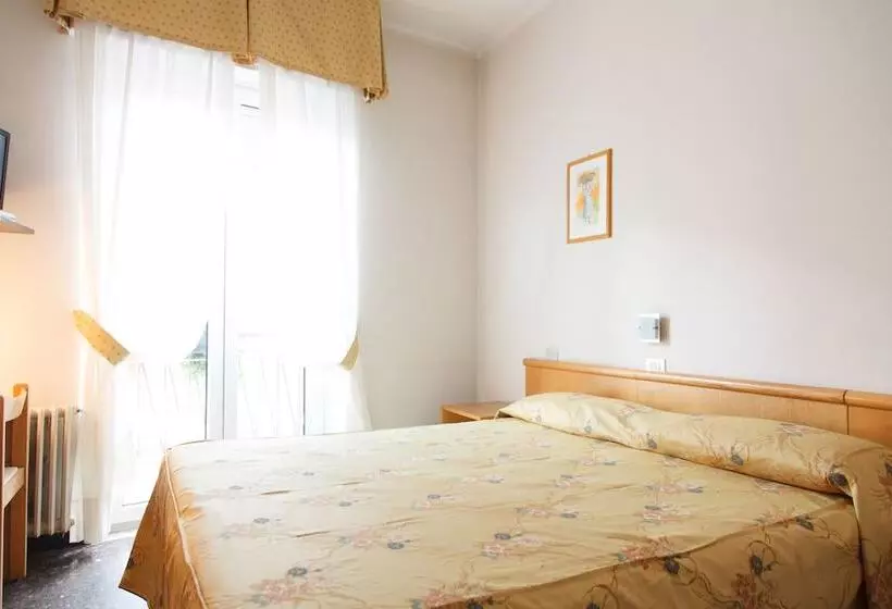 فندق Allegroitalia Alassio Rosa