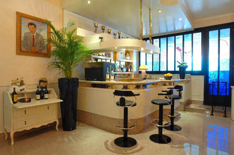 فندق Allegroitalia Alassio Rosa