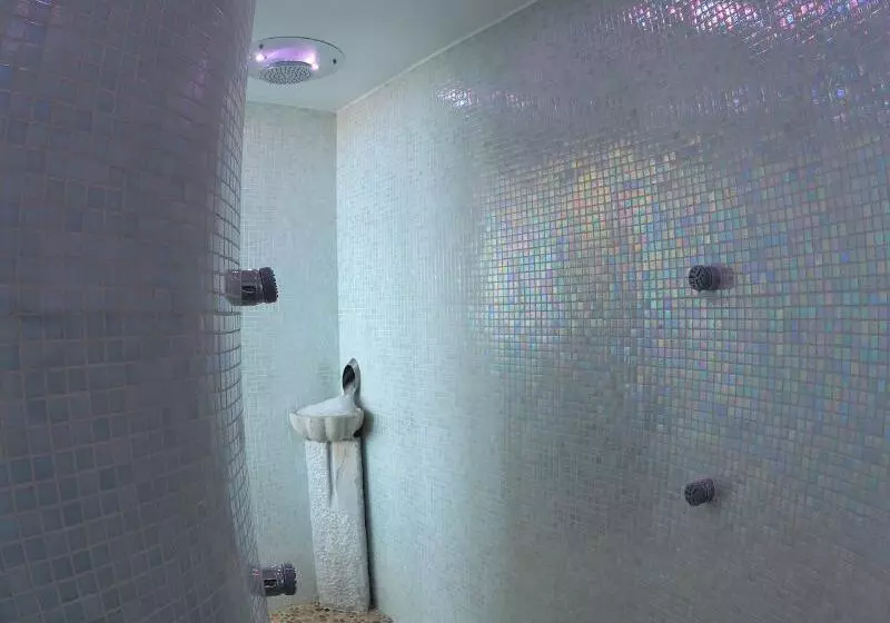 فندق Allegroitalia Alassio Rosa