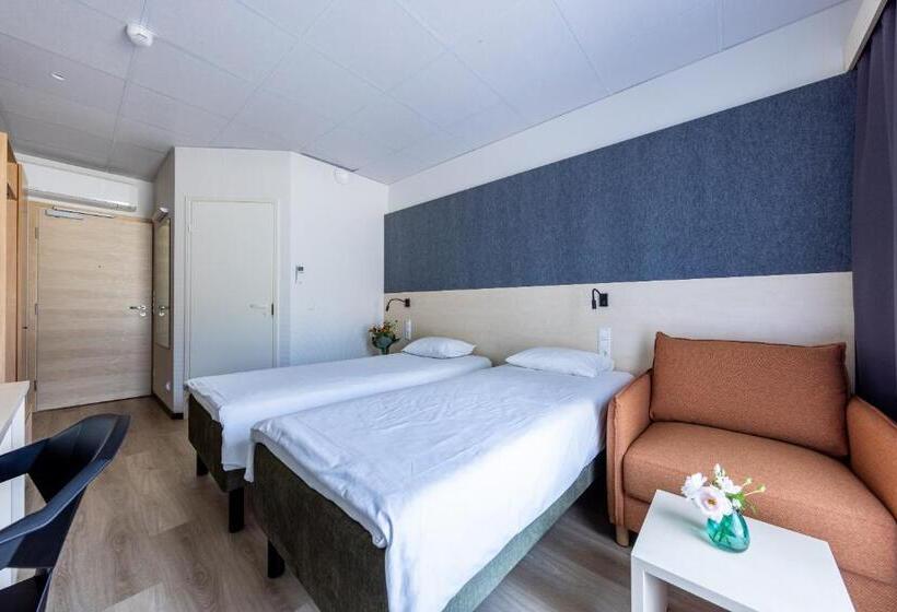 Saaremaa Rannahotell   Beach