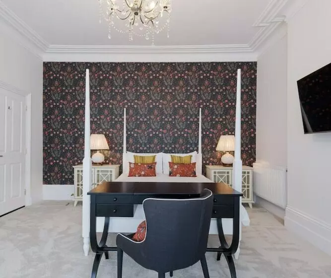 酒店 The Clarence Boutique Rooms