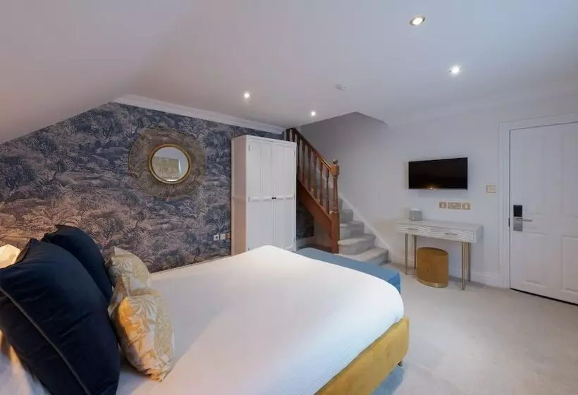 酒店 The Clarence Boutique Rooms