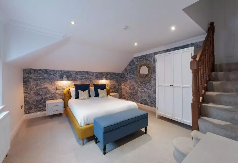 酒店 The Clarence Boutique Rooms