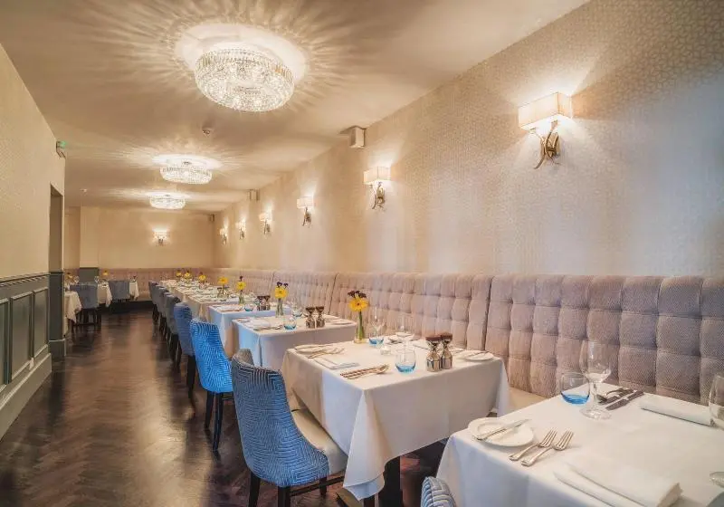 هتل The Clarence Boutique Rooms