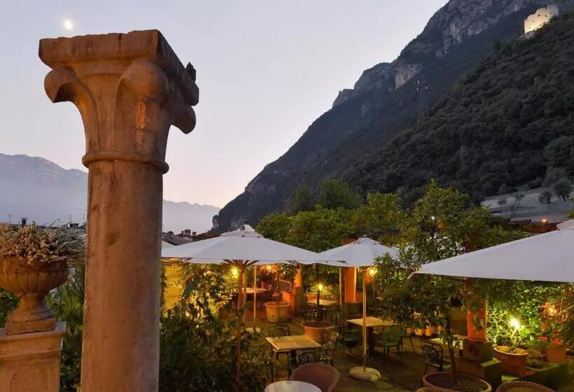 ホテル Villa Miravalle