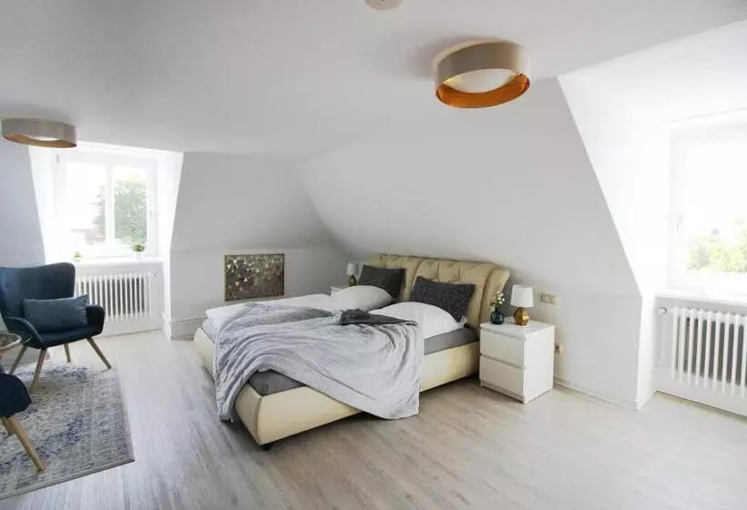 Lexow Hotel An De Havenkant