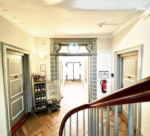 Lexow Hotel An De Havenkant