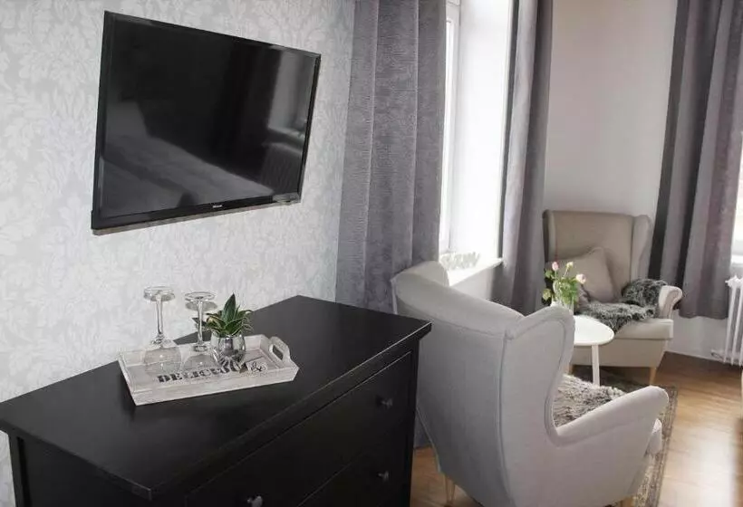 Lexow Hotel An De Havenkant