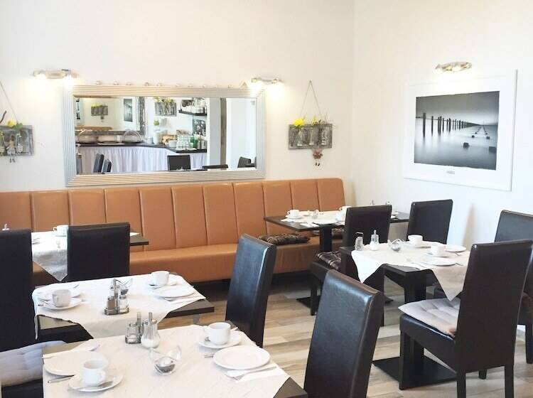 Lexow Hotel An De Havenkant